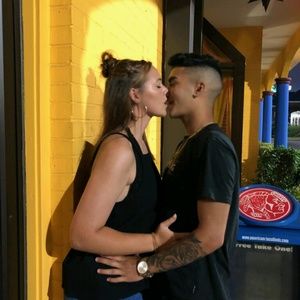 Meet your Posher, Sam